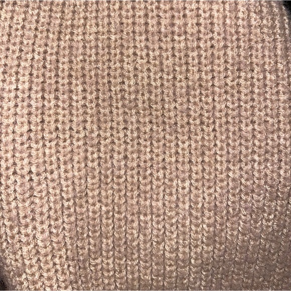 Neutral Color-Block Abstract Sweater - Picture 4 of 6